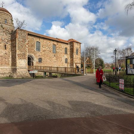 Castle Reach Apartment Колчестер Номер фото