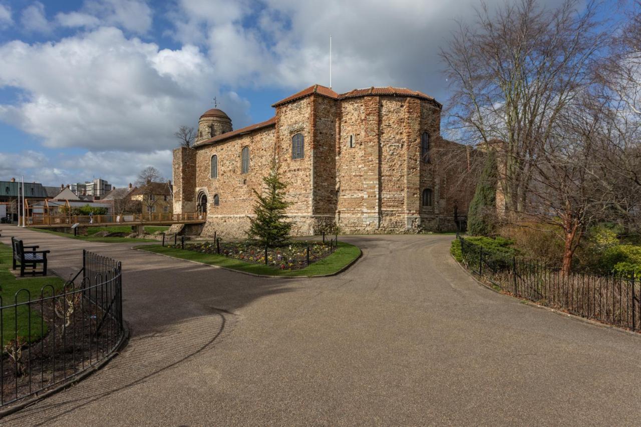 Castle Reach Apartment Колчестер Экстерьер фото