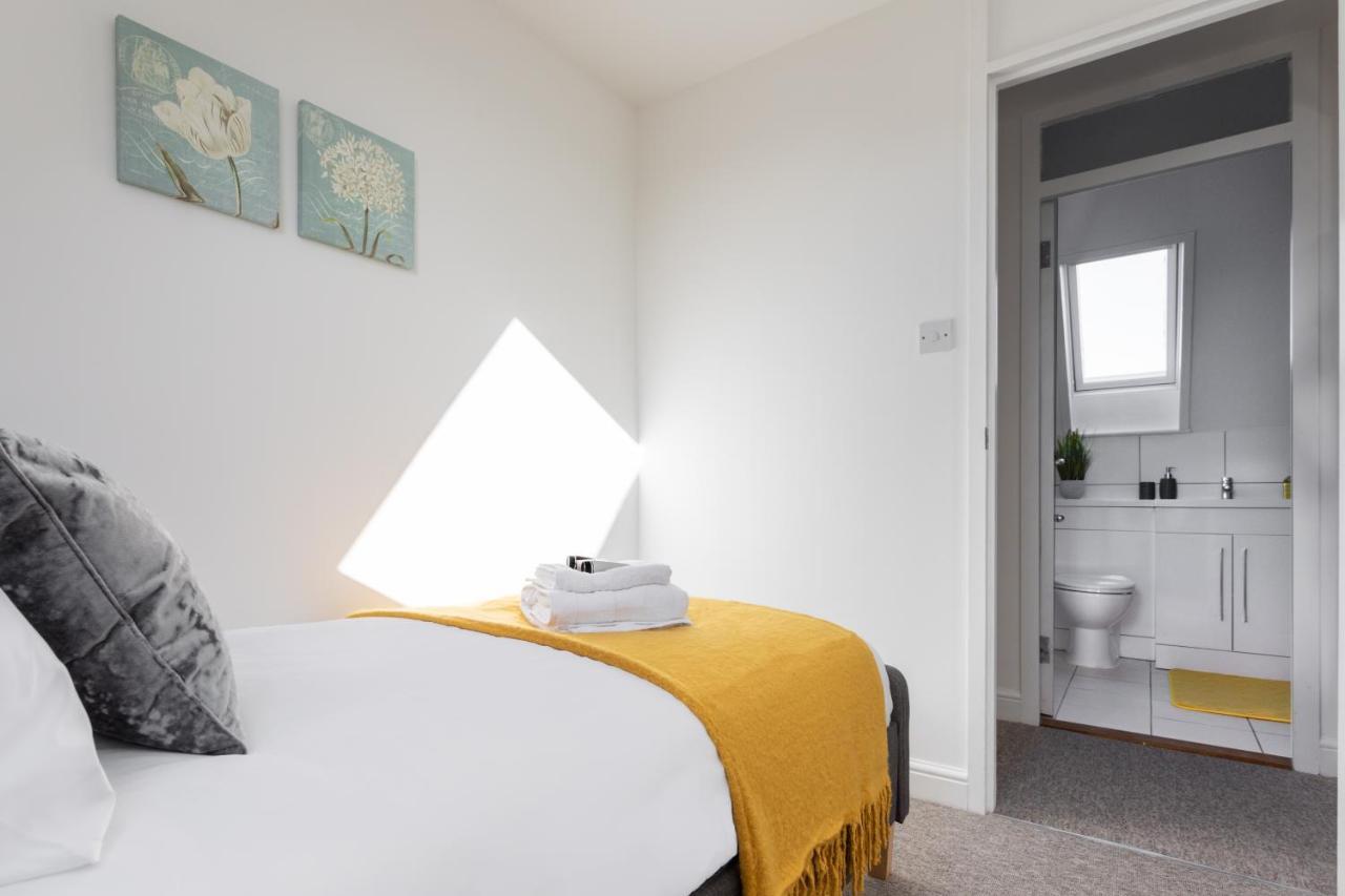 Castle Reach Apartment Колчестер Номер фото