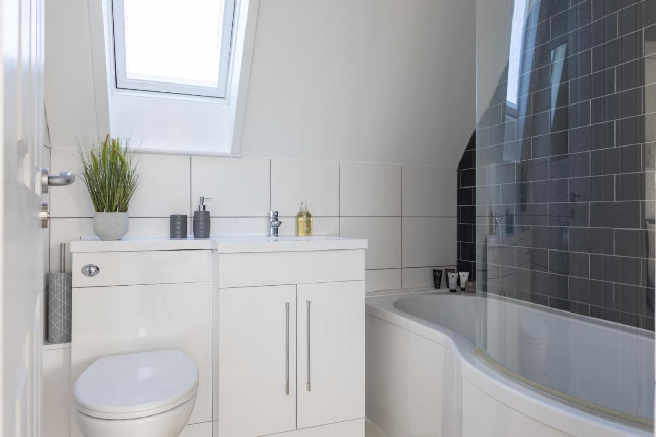 Castle Reach Apartment Колчестер Номер фото