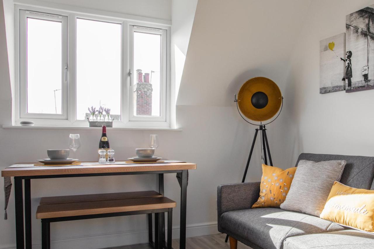 Castle Reach Apartment Колчестер Номер фото